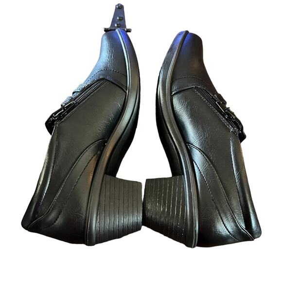 Easy Street Stroll Comfort Ankle Bootie Buckle Strap NEW Size 9 NARROW - Picture 8 of 11